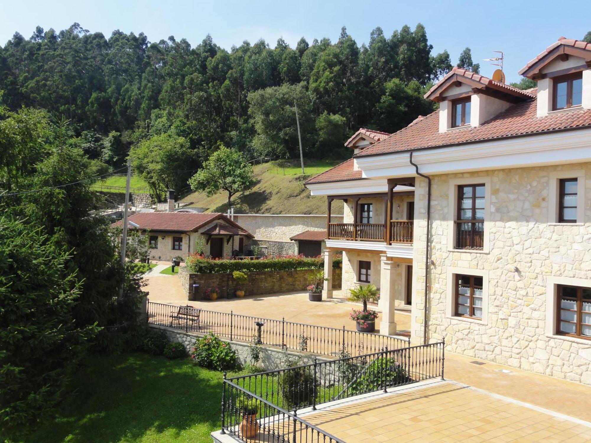 Hotel Mirador De Moriyon Miravalles Zewnętrze zdjęcie