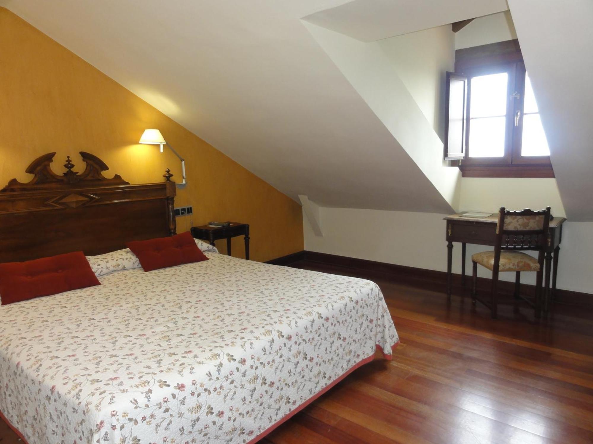 Hotel Mirador De Moriyon Miravalles Zewnętrze zdjęcie