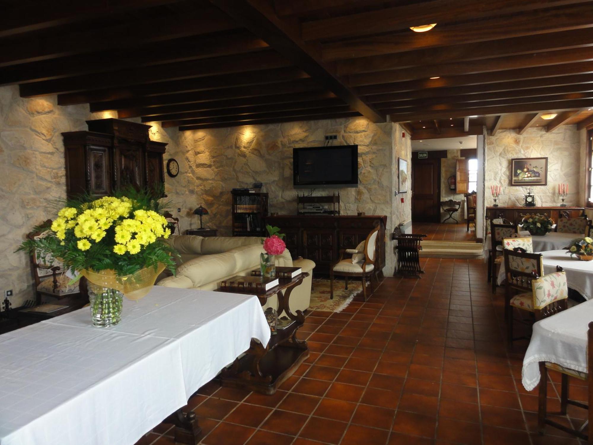 Hotel Mirador De Moriyon Miravalles Zewnętrze zdjęcie